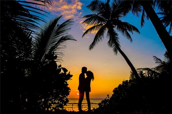 What does it mean to dream about a former lover? What does it mean to dream about a former lover?