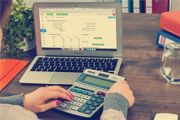 What does it mean to dream about an accountant? What does it mean to dream about an accountant?