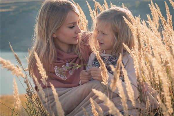 What does it mean to dream of your daughter? What does it mean to dream of your daughter?