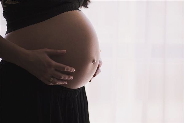 What does it mean to dream of a big belly? What does it mean to dream of a big belly?