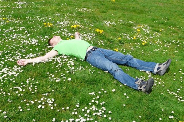 What does it mean to dream of a dead person? What does it mean to dream of a dead person?
