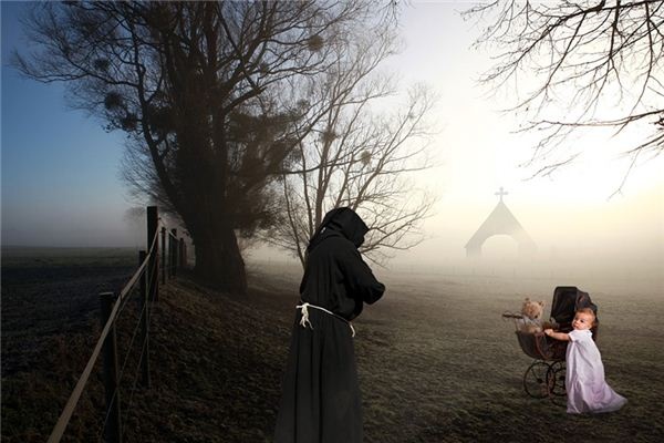 What does it mean to dream of an orphan? What does it mean to dream of an orphan?