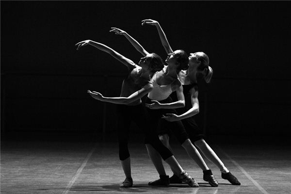 What does it mean to dream about actors? What does it mean to dream about actors?