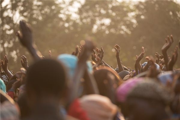 What does it mean to dream of a group of people? What does it mean to dream of a group of people?