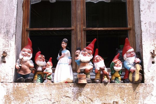 What does it mean to dream of dwarfs? What does it mean to dream of dwarfs?