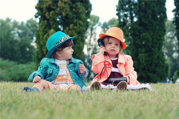 What does it mean to dream about cousins? What does it mean to dream about cousins?