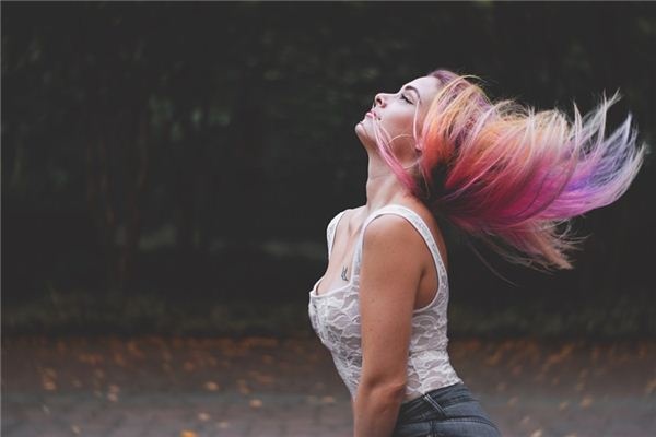What does it mean to dream of having your hair cut off? What does it mean to dream of having your hair cut off?