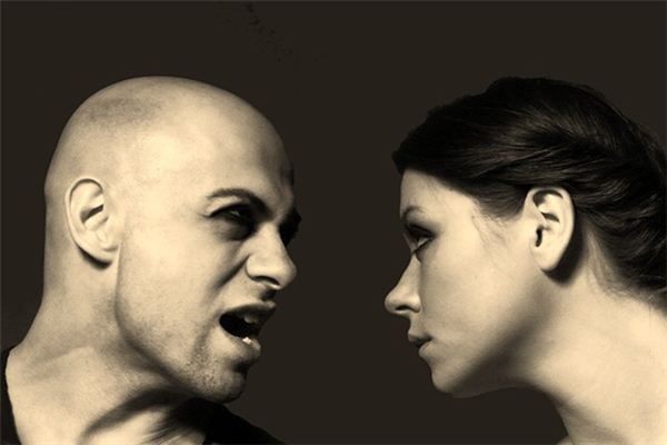 What does it mean to dream of an enemy? What does it mean to dream of an enemy?