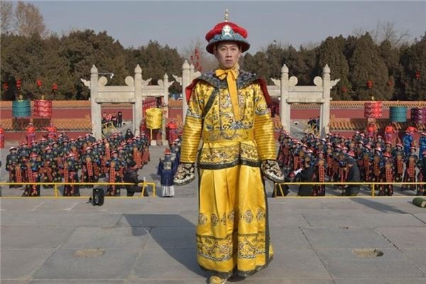 What does it mean to dream of the emperor? What does it mean to dream of the emperor?