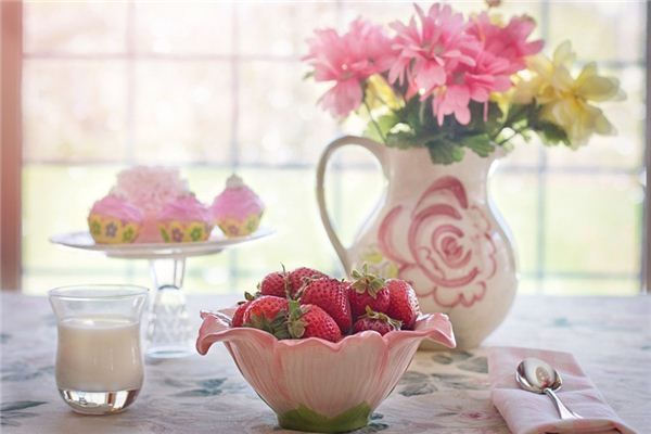 What does it mean to dream of strawberries? What does it mean to dream of strawberries?