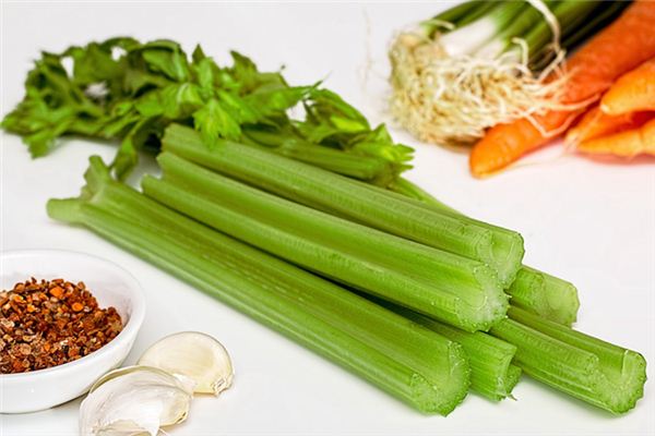 What does it mean to dream of water celery? What does it mean to dream of water celery?