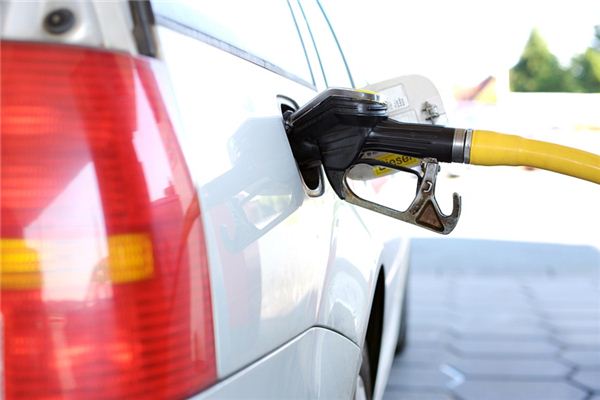 What does it mean to dream about gasoline? What does it mean to dream about gasoline?