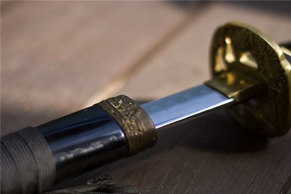 What does it mean to dream of swords? What does it mean to dream of swords?