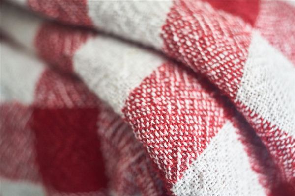 What does it mean to dream of checkered patterns? What does it mean to dream of checkered patterns?