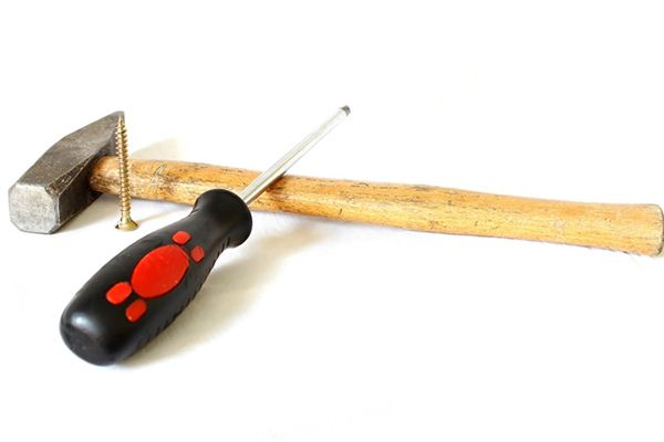 What does it mean to dream of a screwdriver? What does it mean to dream of a screwdriver?