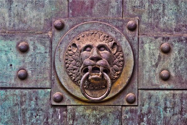 What does it mean to dream of an iron gate? What does it mean to dream of an iron gate?