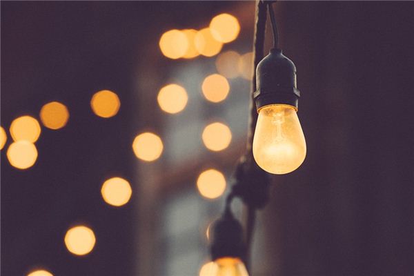 What does it mean to dream of light bulbs? What does it mean to dream of light bulbs?