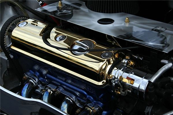 What does it mean to dream about an engine?