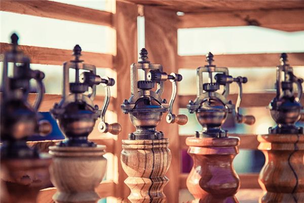 What does it mean to dream of a grinding machine? What does it mean to dream of a grinding machine?