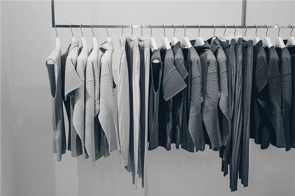 What does it mean to dream about a shirt? What does it mean to dream about a shirt?