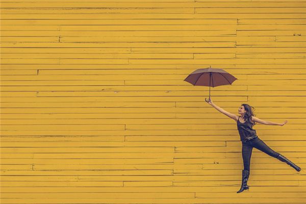 What does it mean to dream of an umbrella?