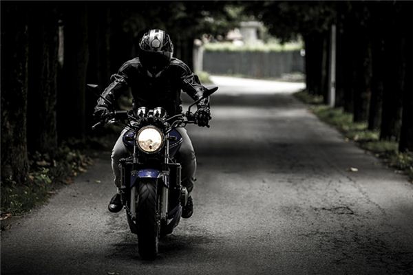 What does it mean to dream of stealing a motorcycle? What does it mean to dream of stealing a motorcycle?