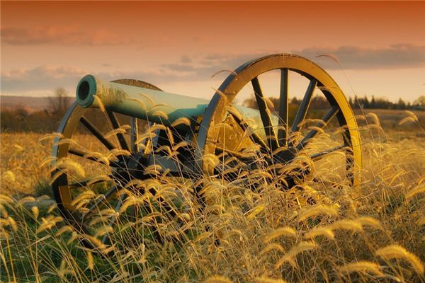 What does it mean to dream of the sound of cannons? What does it mean to dream of the sound of cannons?