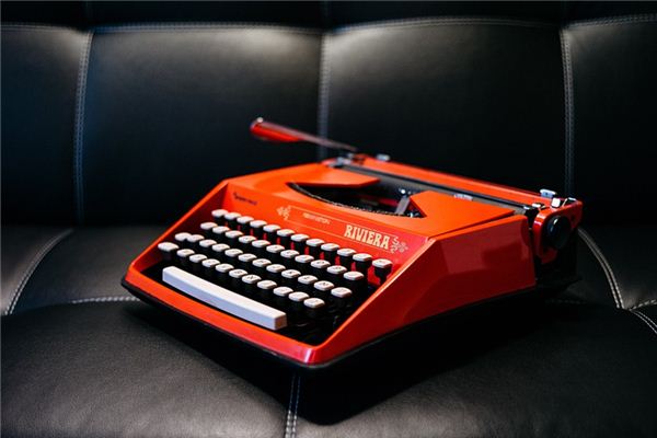 What does it mean to dream of a typewriter? What does it mean to dream of a typewriter?