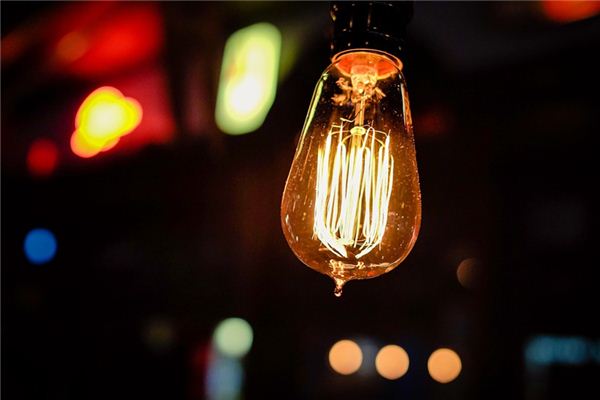 What does it mean to dream of electric lights? What does it mean to dream of electric lights?