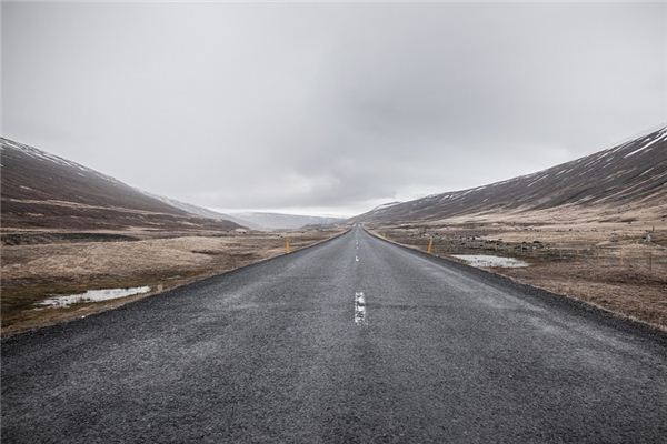 What does it mean to dream of asphalt? What does it mean to dream of asphalt?