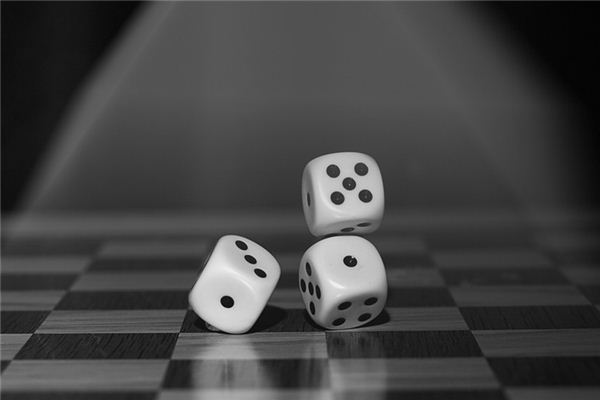 What does it mean to dream of dice? What does it mean to dream of dice?