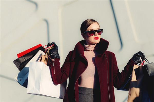 What does it mean to dream of new clothes? What does it mean to dream of new clothes?
