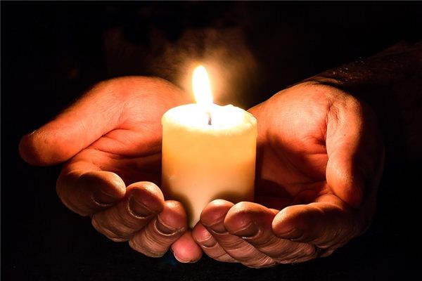 What does it mean to dream of candles? What does it mean to dream of candles?