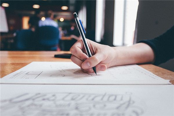 What does it mean to dream about writing an essay? What does it mean to dream about writing an essay?