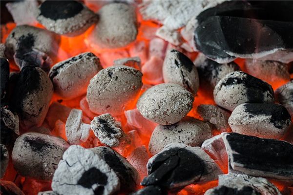 What does it mean to dream of charcoal? What does it mean to dream of charcoal?