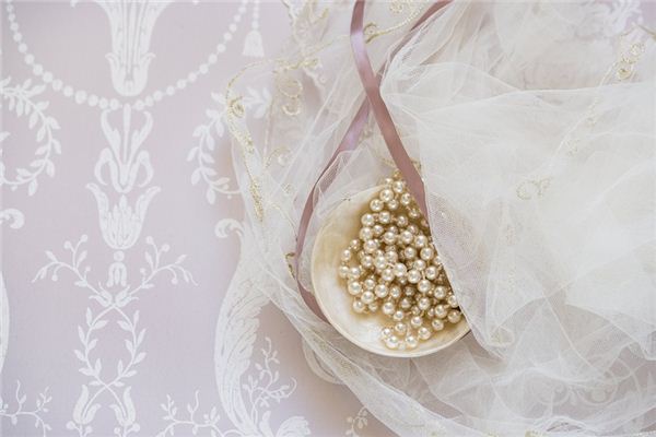 Dreaming of pearls Dreaming of pearls
