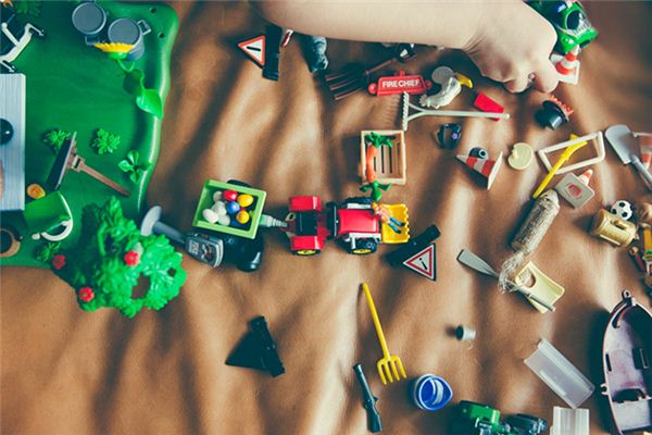 What does it mean to dream about toys? What does it mean to dream about toys?