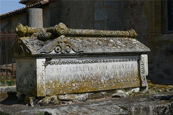 What does it mean to dream of a coffin?