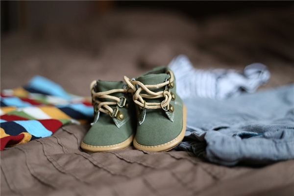 What does it mean to dream about clothes and shoes? What does it mean to dream about clothes and shoes?