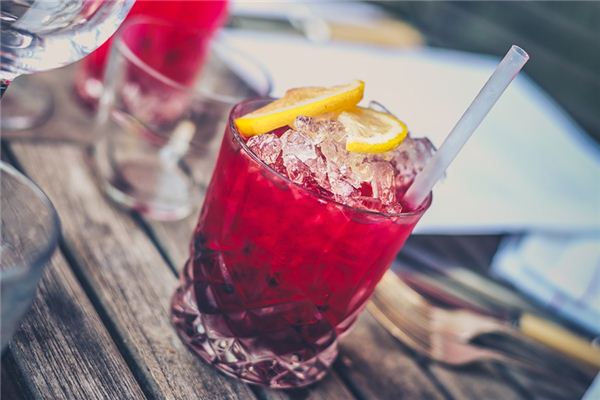 What does it mean to dream about cocktails? What does it mean to dream about cocktails?