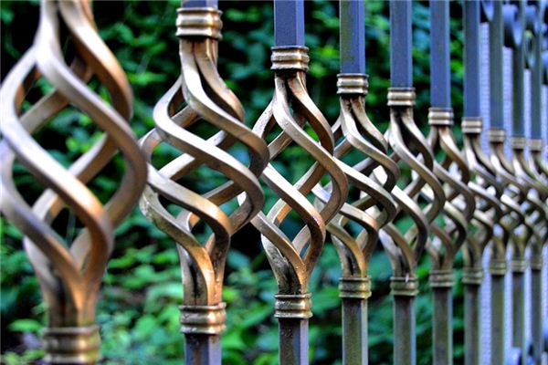 What does it mean to dream of a fence? What does it mean to dream of a fence?