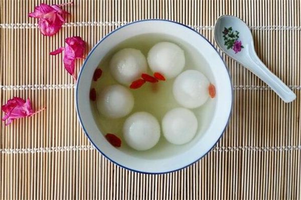 Dreaming of glutinous rice balls for the Lantern Festival