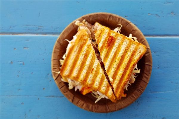 What does it mean to dream of a sandwich? What does it mean to dream of a sandwich?