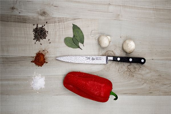 What does it mean to dream of a knife? What does it mean to dream of a knife?