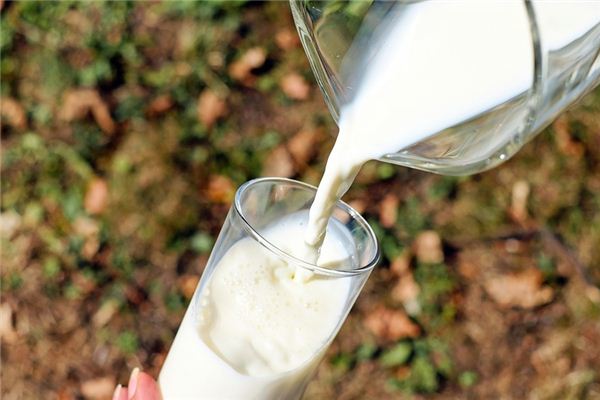 What does it mean to dream of churning milk? What does it mean to dream of churning milk?