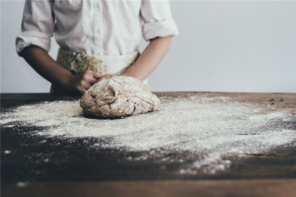 What does it mean to dream of leavened bread? What does it mean to dream of leavened bread?