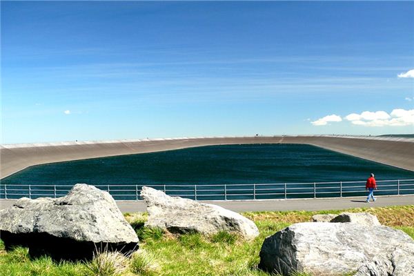 What does it mean to dream of a water storage tank? What does it mean to dream of a water storage tank?