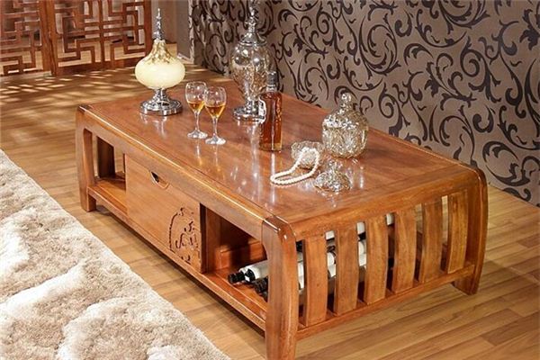 Dreaming of a small table and incense stand
