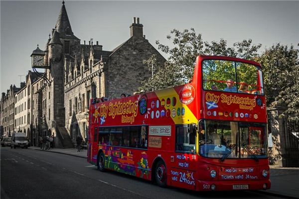 Dreaming of buses, public buses