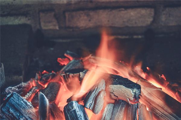 What does it mean to dream of burning coals? What does it mean to dream of burning coals?